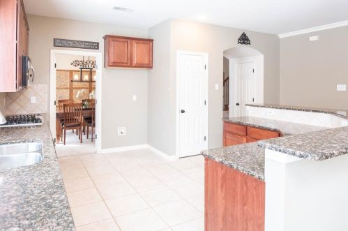 4500 Sandra Lynn Dr, Lewisville TX  75022-1004 exterior