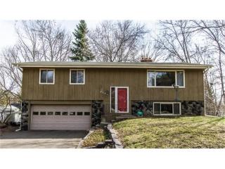 2750 Lancaster Ln, Minneapolis, MN 55441-3282