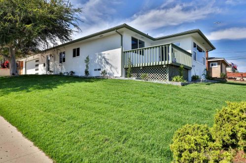 1760 Warrington St, San Diego, CA 92107-3759