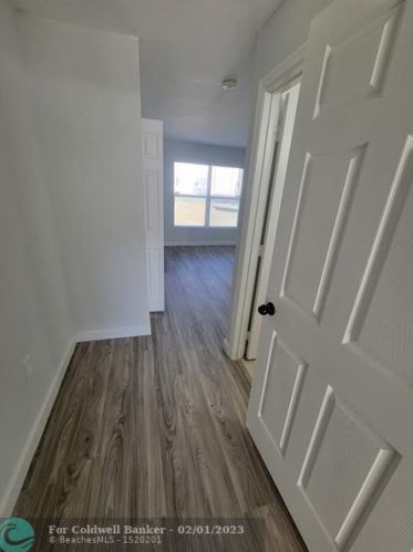 149 Dabou Loop, Belle Glade FL  33430-4284 exterior