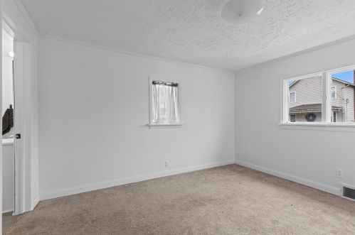 225 Elizabeth Ave, Evans City PA  16033-1087 exterior