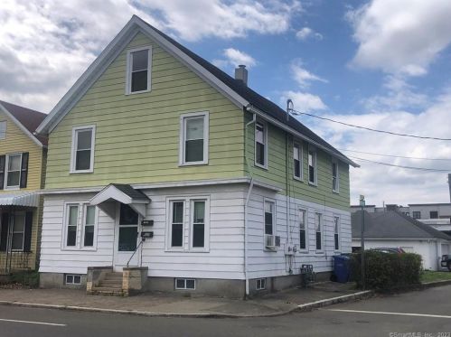 416 Colony St, Wallingford, CT 06492-3126