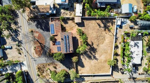 1171 Sunset Dr, Vista CA  92081-7407 exterior