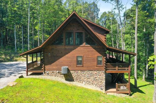 25402 Liberty Hill Rd, Laurelville, OH 43152-9756