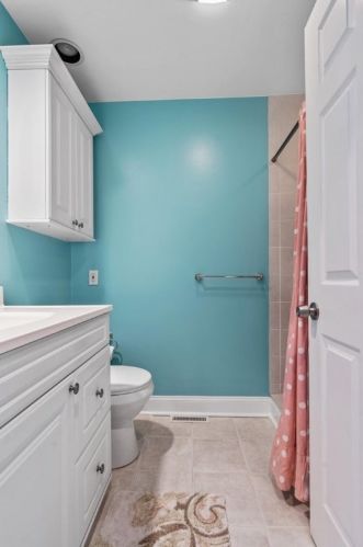 2 Graham Pl, Pittsburgh PA  15232-1611 exterior