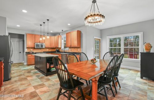 3 Sarah Ct, Jackson Twp NJ  08527-4760 exterior