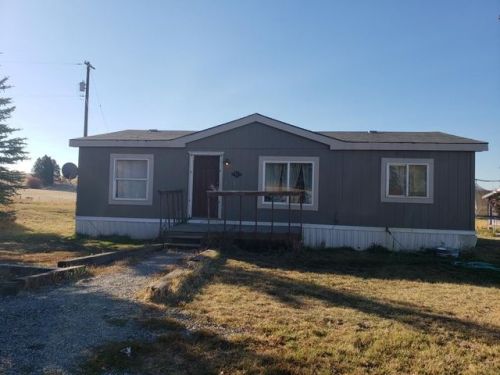 23404 Campbell Rd, Rockford, WA 99030-6000