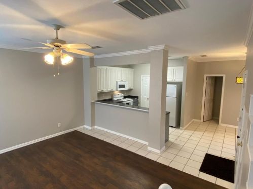315 Crowe Dr, Euless TX  76040-4127 exterior