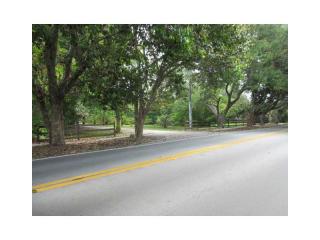 8201 30th St, Hollywood FL  33024-3190 exterior