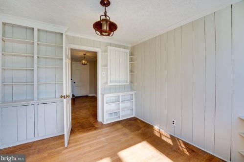 129 Township Line Rd, Norristown PA  19403-4352 exterior