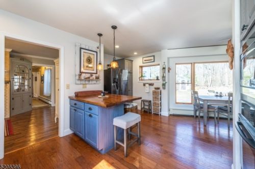 35 Kemah Mecca Lake Rd, Fredon NJ  07860-6617 exterior