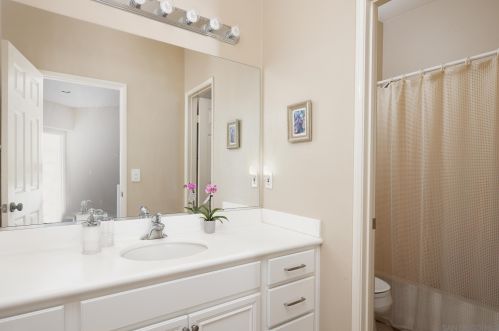 11674 Miro Cir, San Diego CA  92131-3319 exterior