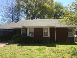2557 Union Ave, Memphis TN  38112-4427 exterior