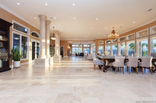 29314 Twin Oaks Valley Rd, Vista, CA 92084-2305