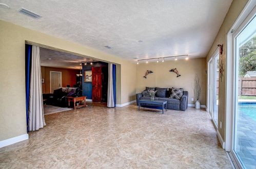 2579 60th Ave, Saint Petersburg FL  33712-5219 exterior