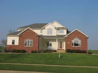 5315 Sterling Hts Dr, Midway IA  52302-8907 exterior