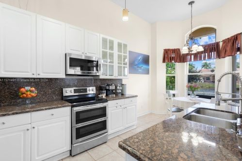 13119 29 St, Hollywood FL  33027-3837 exterior
