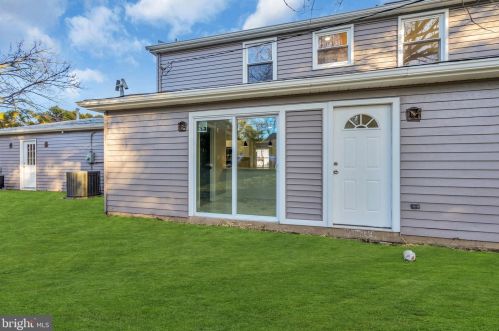 83 Hamilton Ln, Willingboro NJ  08046-1704 exterior