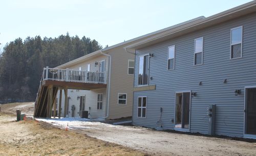 215 Four Seasons Ln, Kewaskum WI  53040-2101 exterior