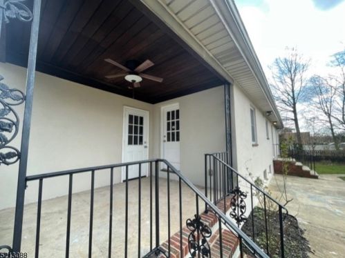 7 Gladys Ave, Manville NJ  08835-2305 exterior