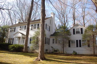 1023 Groveland Dr, Brush Fork, WV 24701-4216