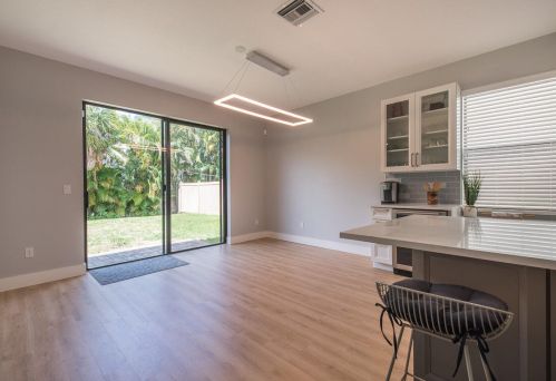 3865 Aspen Leaf Dr, Boynton Beach FL  33436-1713 exterior