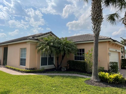 9801 Eastbrook Cir, Port Saint Lucie FL  34987-2431 exterior