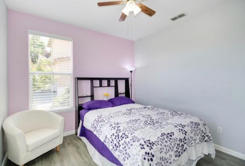 9674 Two Harbors Dr, Elk Grove CA  95624-4491 exterior