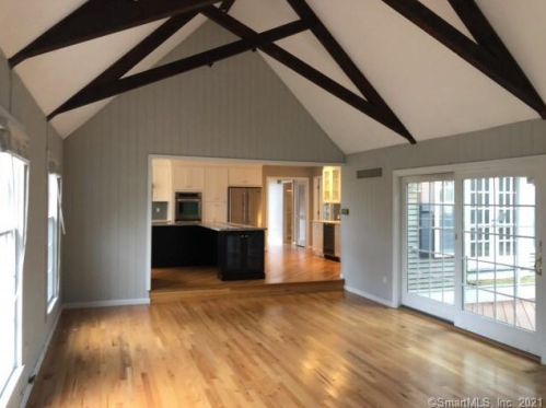 13 Broadview Rd, Brookfield Center, CT 06804-1803