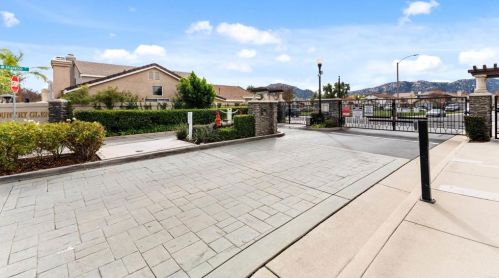44674 Arbor Ln, Temecula CA  92592-5859 exterior