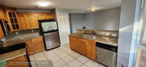 17474 10th St, Hollywood FL  33029-3116 exterior