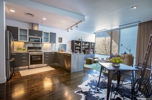 1200 Acoma St, Denver, CO 80204-3678