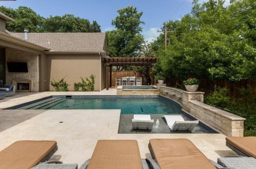 6806 Glendora Ave, Dallas TX 75230-5428 exterior