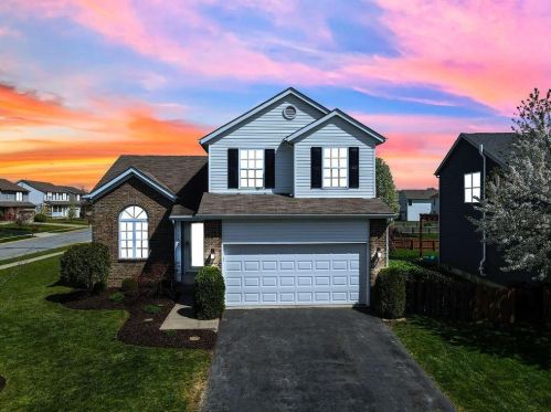 1565 Roscommon Dr, Pataskala OH  43062-7018 exterior