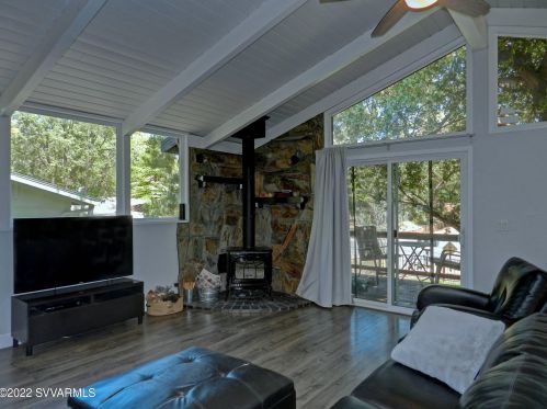 45 Little Elf Dr, Sedona, AZ 86336-3352