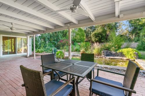 1278 Carmel Dr, Simi Valley CA  93065-4118 exterior