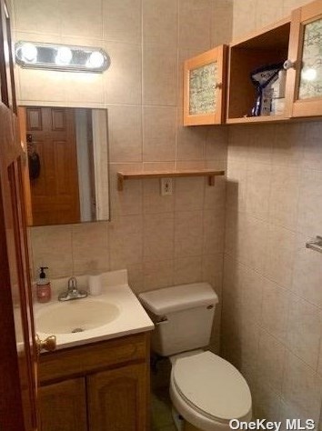 8470 129th St, Jamaica, NY 11415-2811