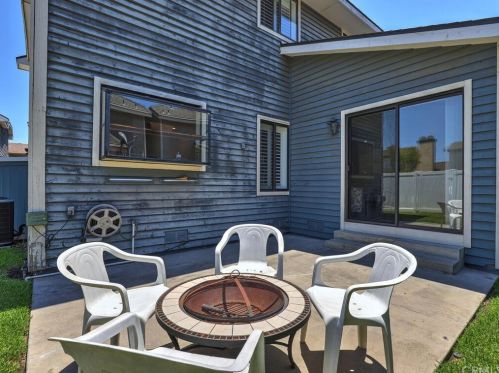 5557 Crescent Ave, Cypress CA  90630-2353 exterior