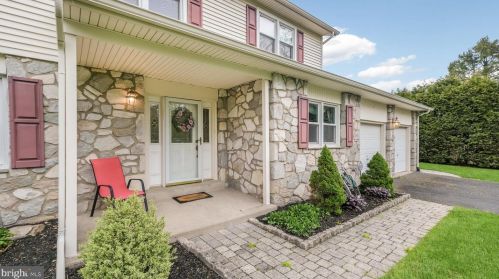 1036 Gravel Hill Rd, Southampton, PA 18966-4509