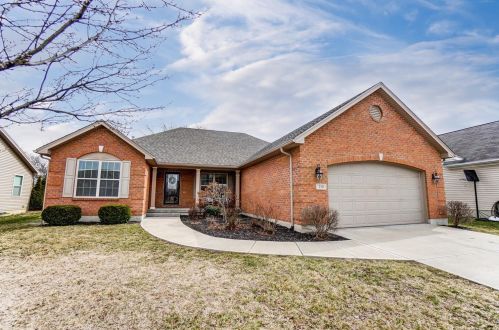 250 Stanton Dr, Springboro, OH 45066-8480