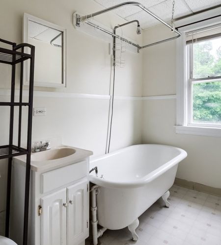 25 Marland Rd, Worcester MA 01606-3048 exterior