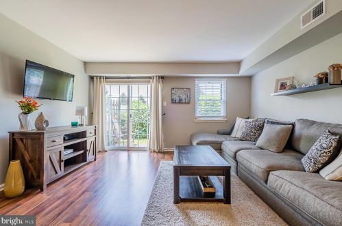 23 Yorktown Ct, Blue Bell PA exterior