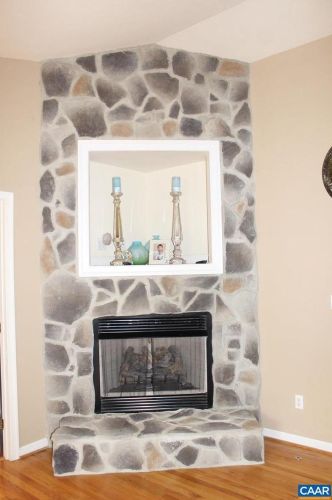 69 Lafayette Dr, Bybee VA  22963-3001 exterior