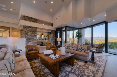 2116 Buck Rdg Pl, Tucson AZ exterior