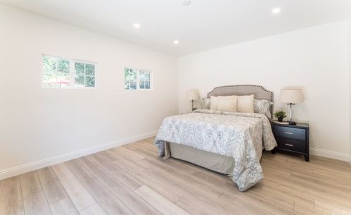 6930 Colbath Ave, Van Nuys CA  91405-4103 exterior