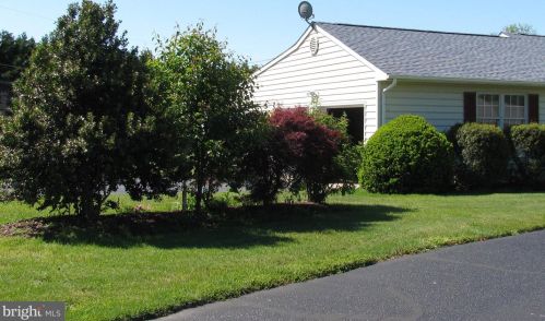 5707 Milford Harrington Hwy, Harrington, DE 19952-2363