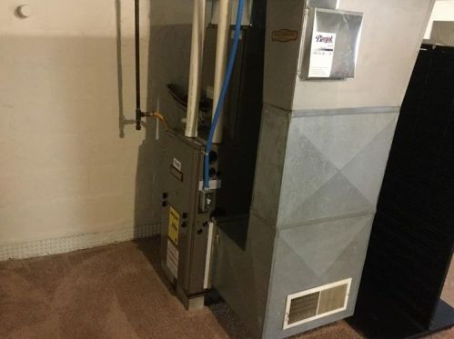 444 Spencer Ave, Hermitage PA  16146-3125 exterior