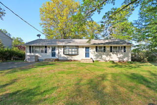 2305 Hudson St, Piscataway, NJ 08854-4029