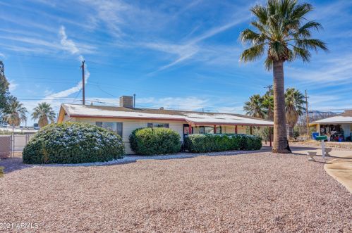 2432 Meadowlark Dr, Sierra Vista, AZ 85635-3458