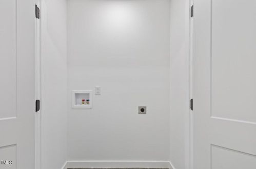 1412 Ashe St, Burlington NC  27217-2810 exterior